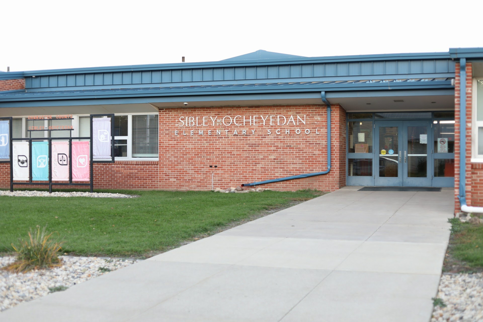 HOME SibleyOcheyedan Community School District